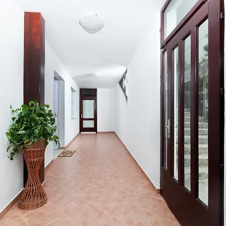 Apartment By The Sea Podgora, Makarska - 2604 Podgora