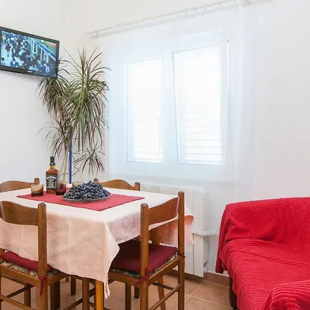 Apartment By The Sea Podgora, Makarska - 2604